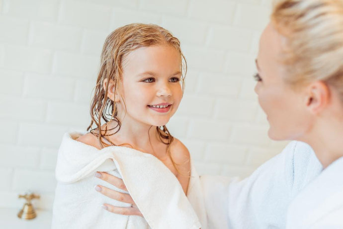 How Detangle Kids' Hair Painlessly