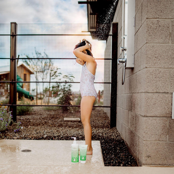 How To Get Chlorine Out Of Hair: 8 Expert Tips And Tricks